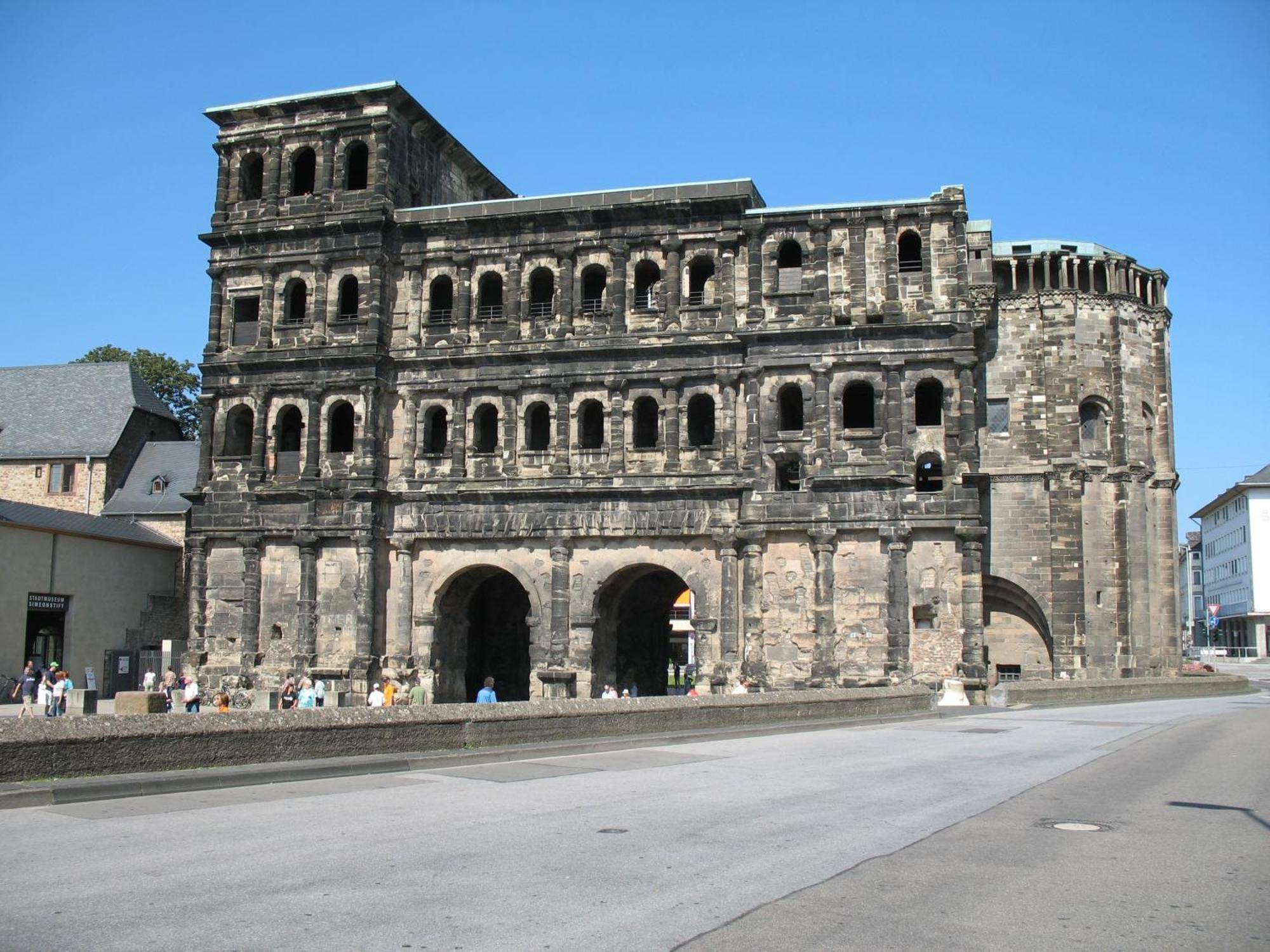 Hotel Constantin Trier Exterior photo